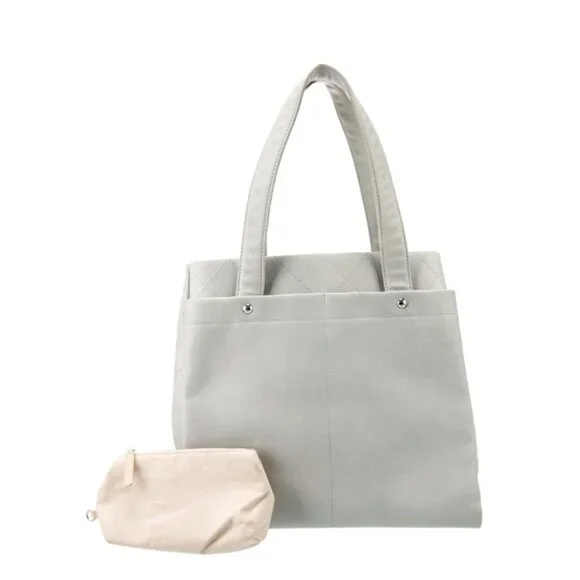 Chanel Ultimate Executive Tote - Picture 3 of 11